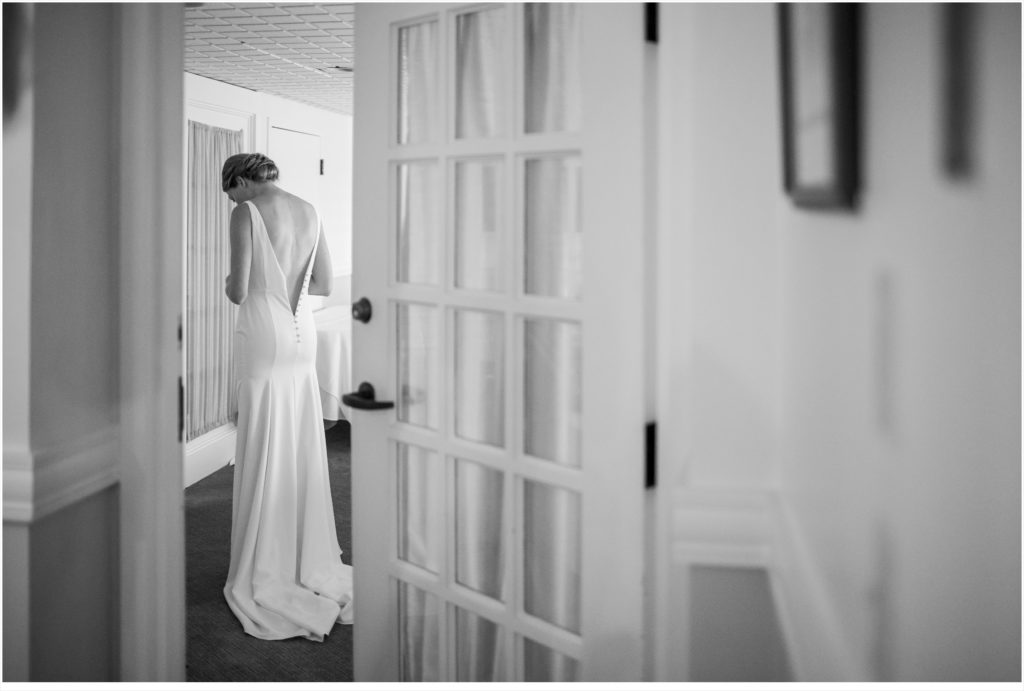 Brian + Liz’s Maine Wedding | Bride Getting Ready