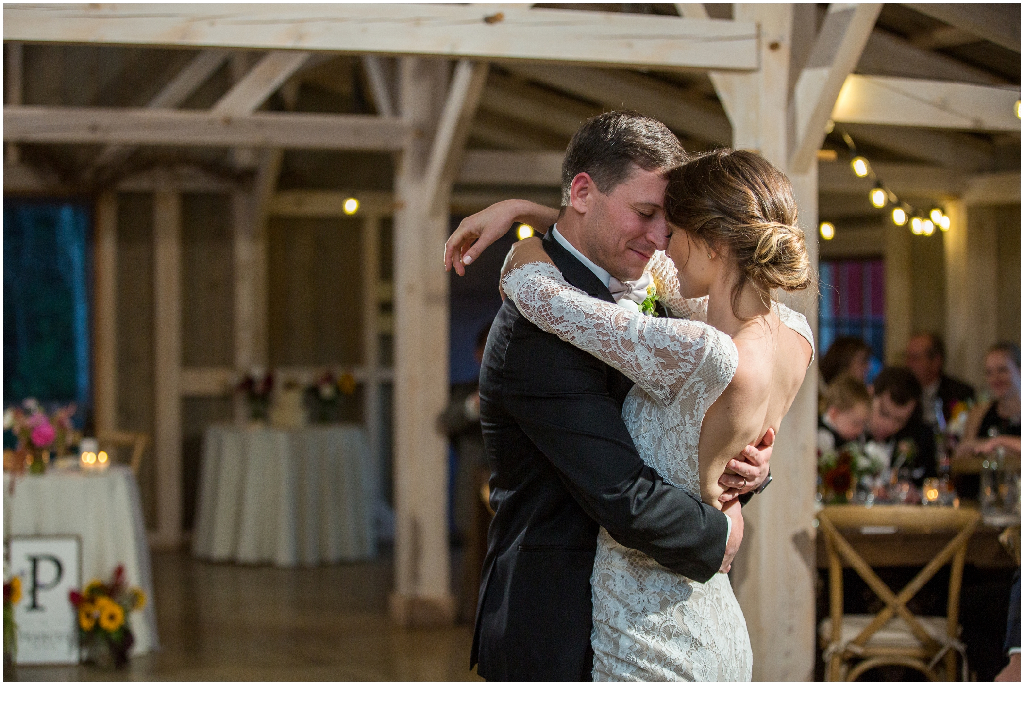 Brian and Ann's Marianmade Farm Wedding - first dance