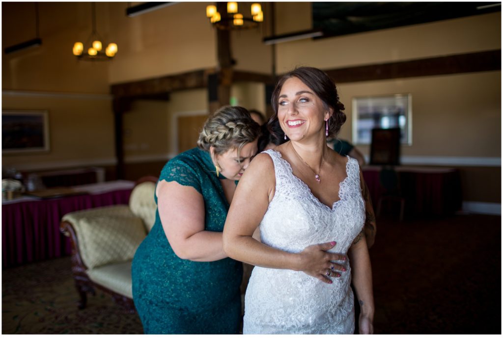 Ashley and Rob Samoset Wedding | Bride Getting Ready