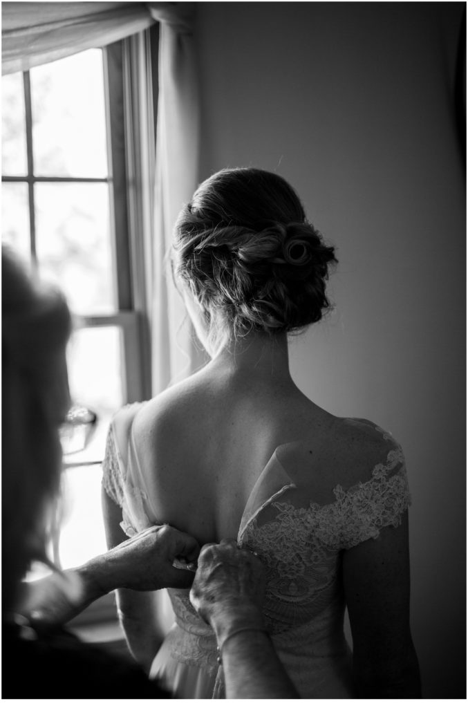 Wedding at Terrydiddle Farm - Bride getting ready